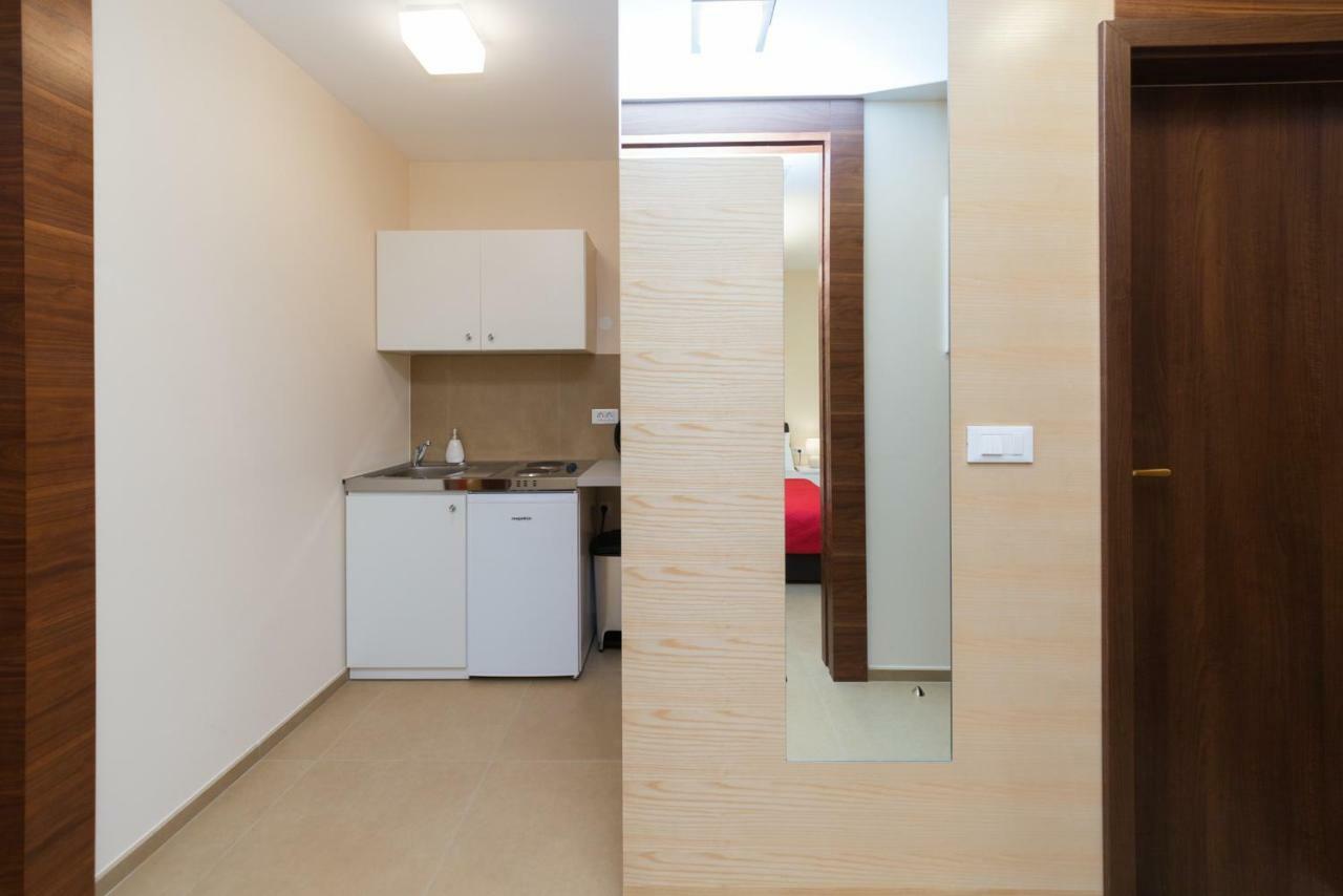 Main Street Apartment *